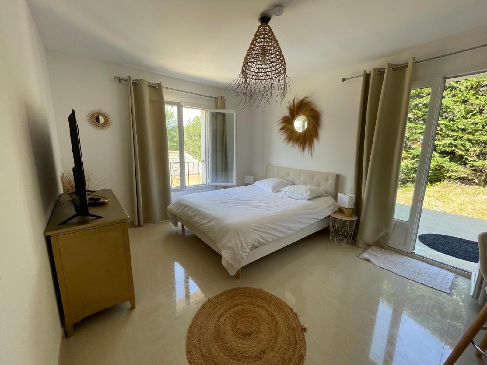 Appartement Villa D'Aurore Le Rouret Екстер'єр фото